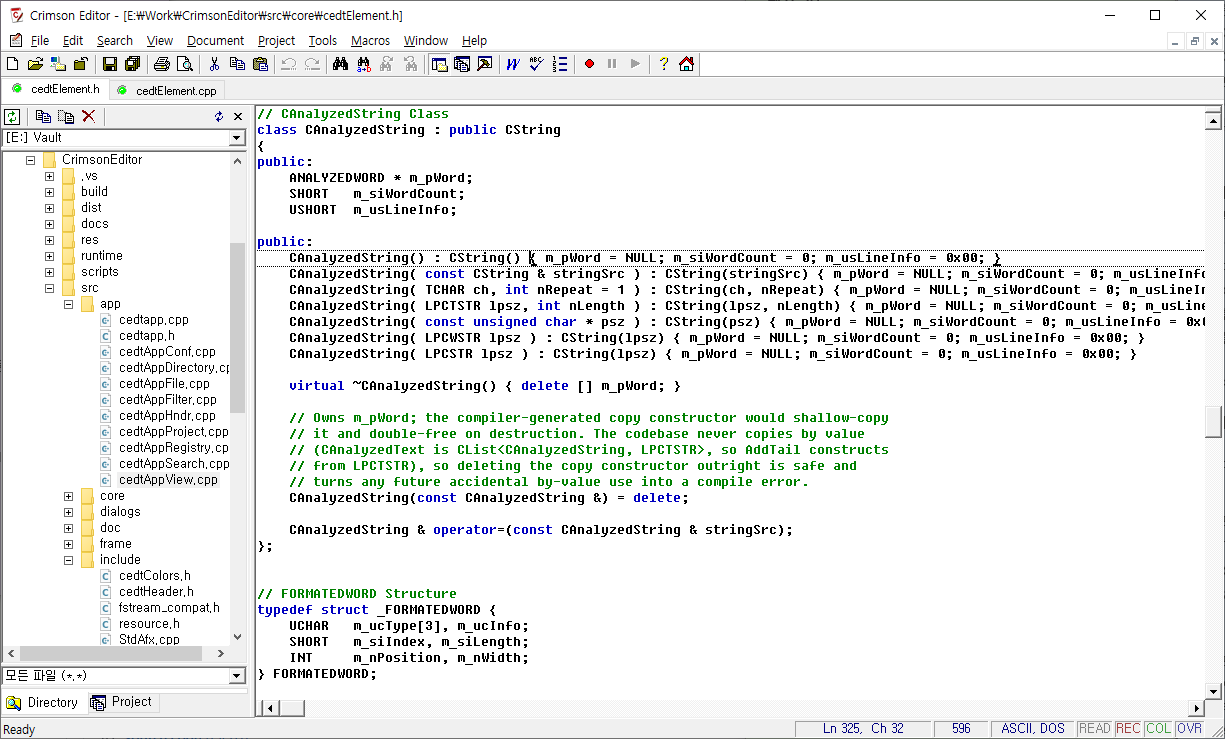 Crimson Editor 3.81 editing C++ source code on Windows, with the directory tree, file tabs, and syntax highlighting